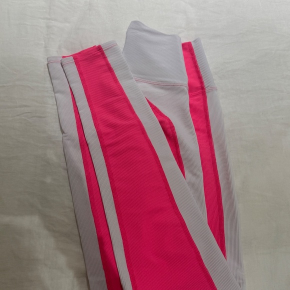 Beach Riot Leggings - Picture 3 of 3